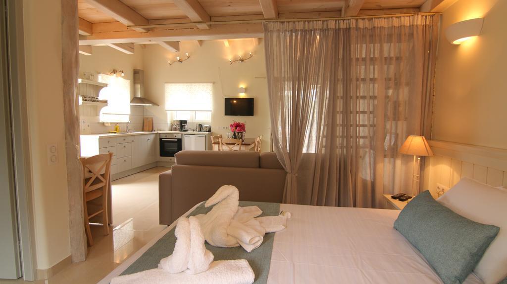 Villa Ellie Agios Stefanos Avliotes  Eksteriør billede