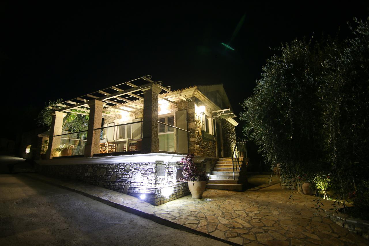 Villa Ellie Agios Stefanos Avliotes  Eksteriør billede